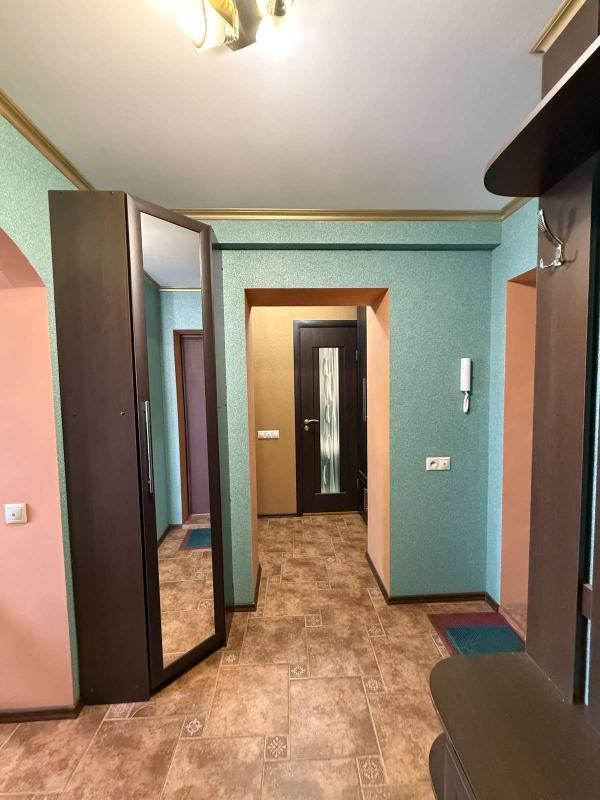 2-комн. квартира, 56.3 м², 2/10 этаж