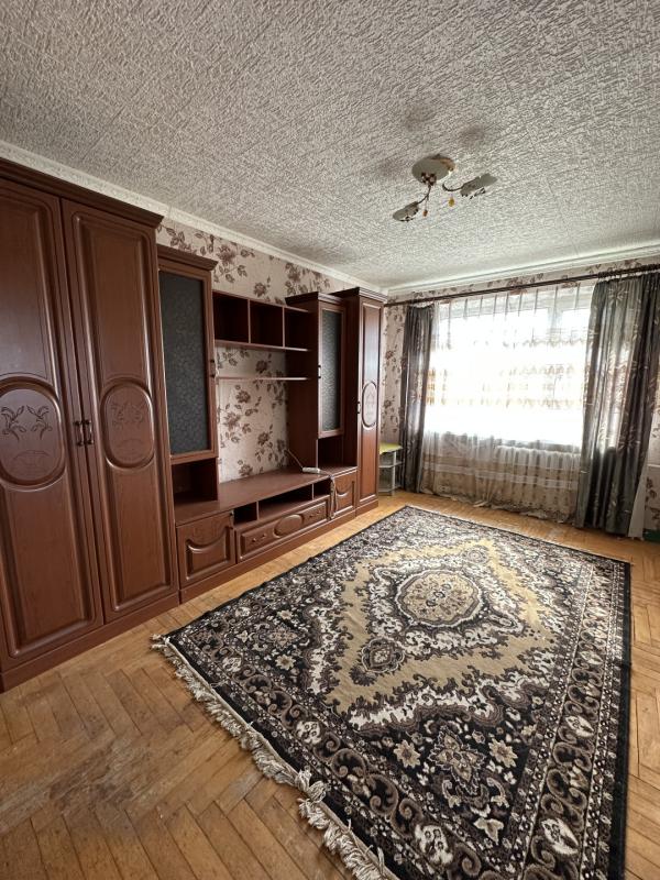 2-комн. квартира, 46 м², 5/5 этаж