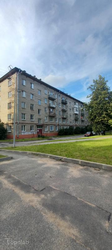 2-комн. квартира, 43 м², 4/5 этаж
