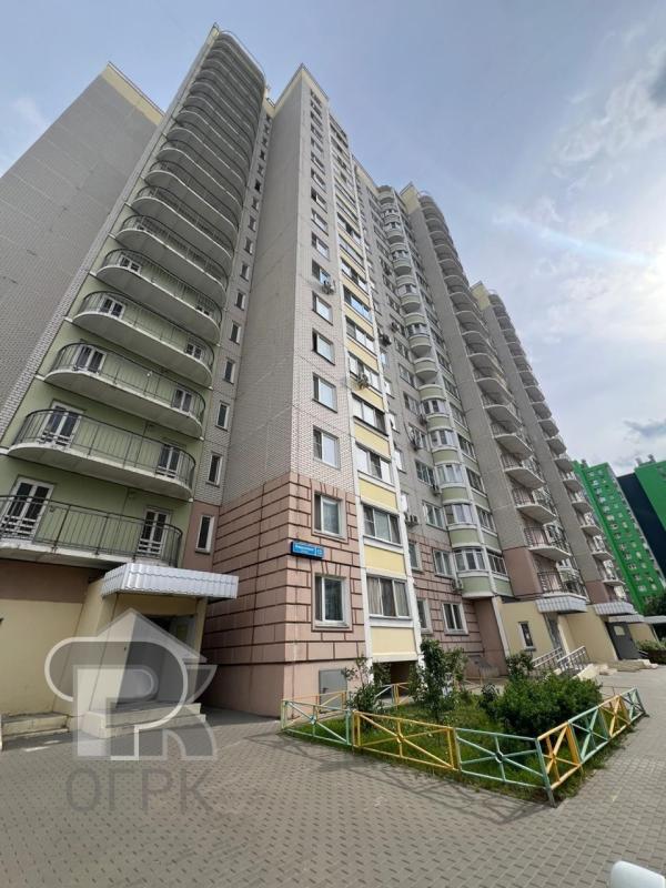 2-комн. квартира, 61.5 м², 12/17 этаж