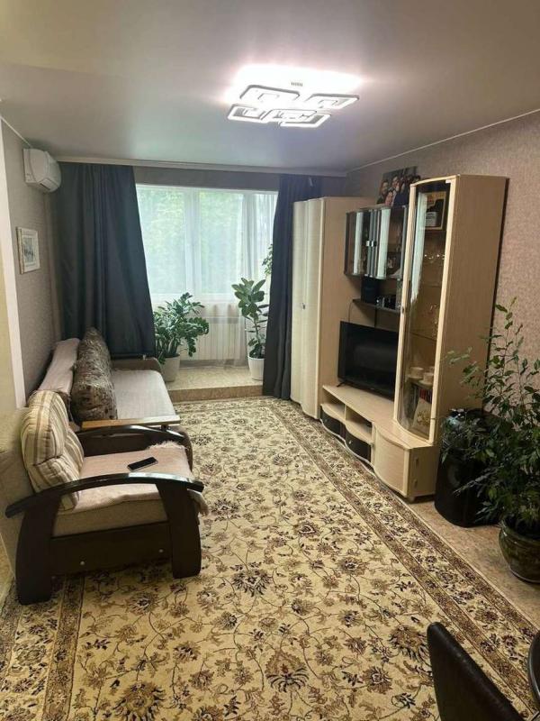 2-комн. квартира, 49 м², 4/5 этаж