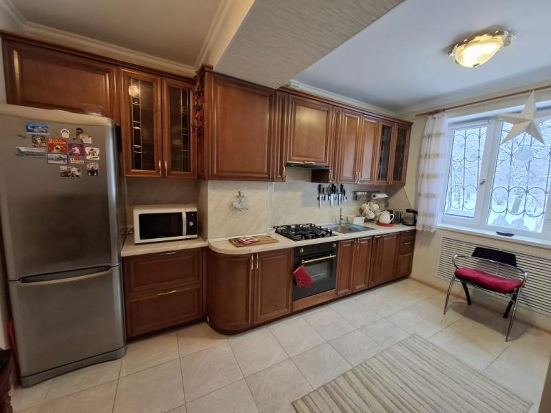 2-комн. квартира, 83.5 м², 1/5 этаж