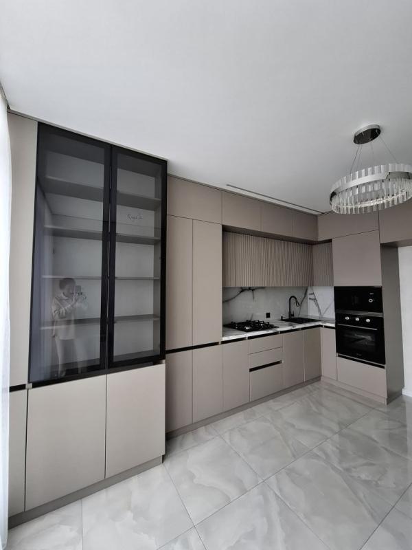 2-комн. квартира, 60 м², 21/25 этаж
