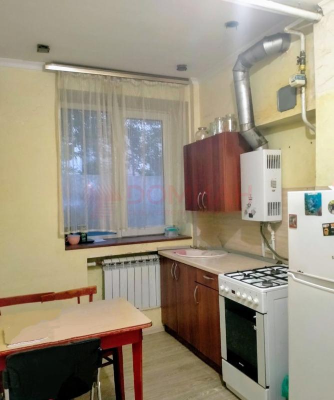 2-комн. квартира, 49 м², 1/3 этаж