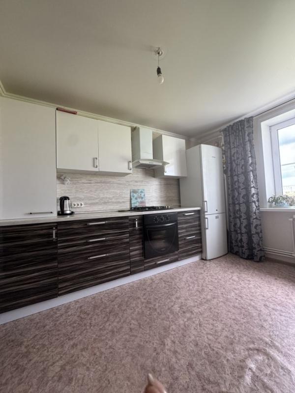 2-комн. квартира, 56 м², 4/5 этаж