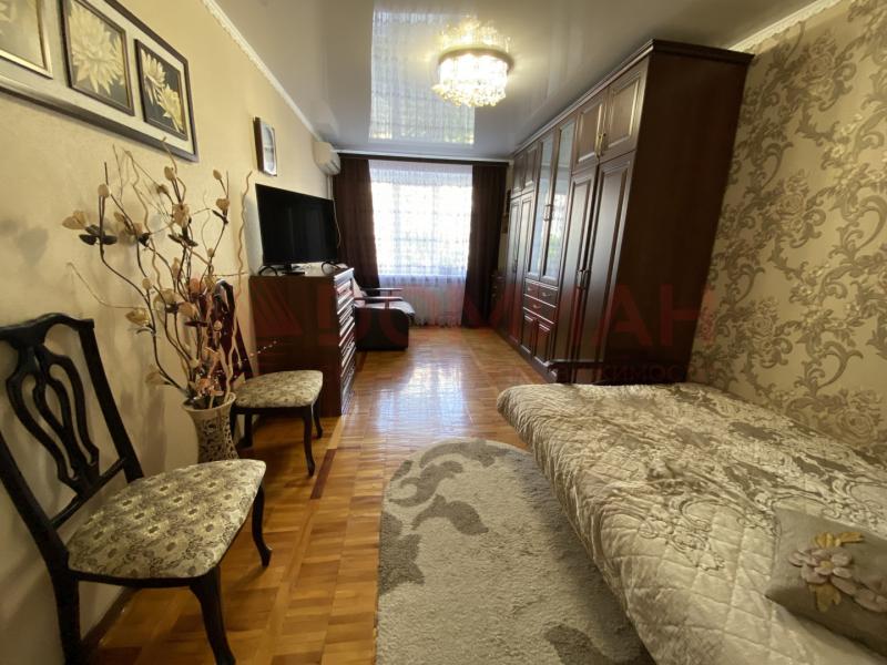2-комн. квартира, 47 м², 1/5 этаж