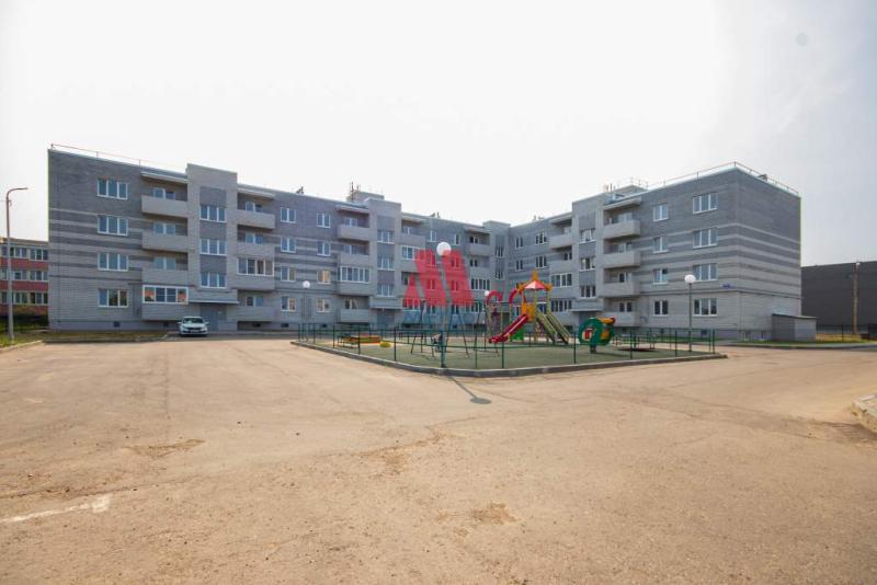 2-комн. квартира, 61 м², 4/4 этаж