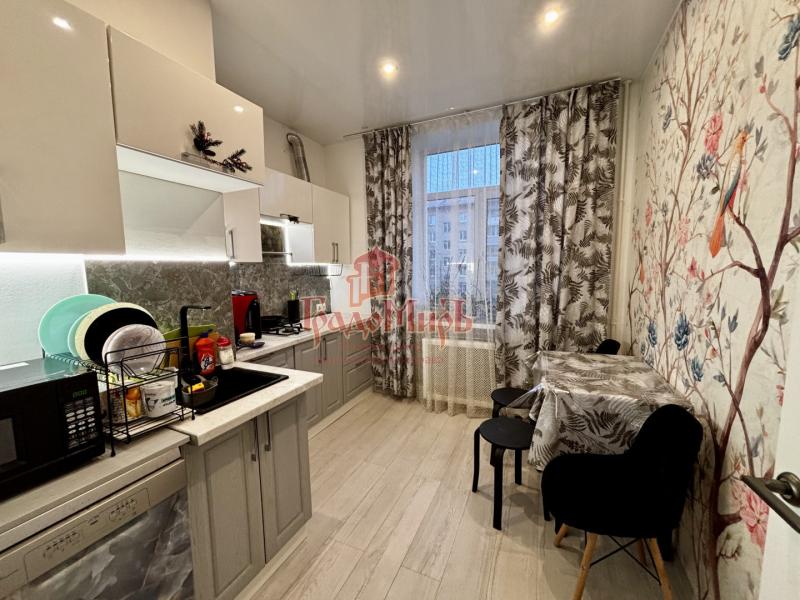 2-комн. квартира, 63.3 м², 3/5 этаж