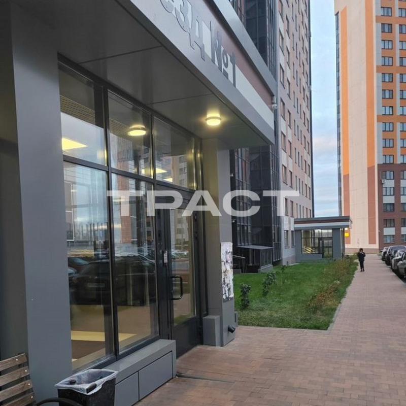 2-комн. квартира, 60.3 м², 1/17 этаж