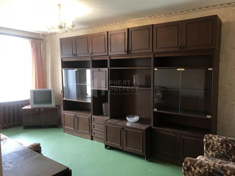 2-комн. квартира, 44 м², 3/9 этаж