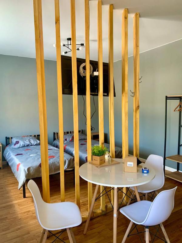 2-комн. квартира, 55 м², 2/5 этаж