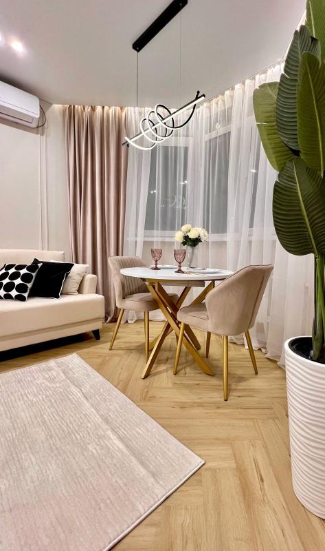 2-комн. квартира, 42 м², 13/17 этаж