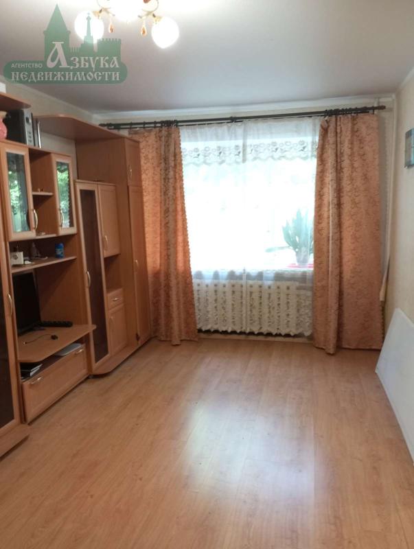 2-комн. квартира, 44 м², 1/5 этаж