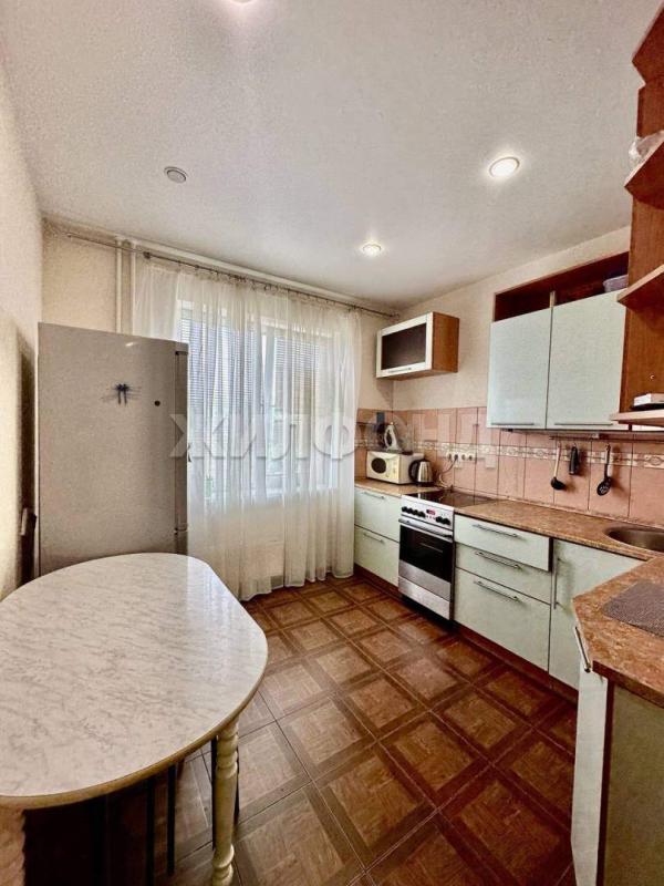 2-комн. квартира, 43 м², 8/9 этаж