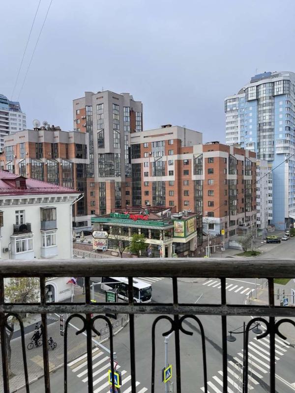 2-комн. квартира, 52 м², 5/5 этаж