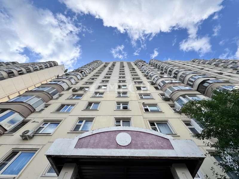 2-комн. квартира, 54 м², 7/17 этаж