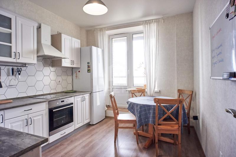 2-комн. квартира, 62.1 м², 22/25 этаж