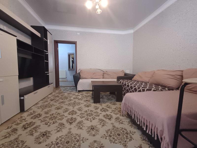 2-комн. квартира, 54 м², 3/5 этаж
