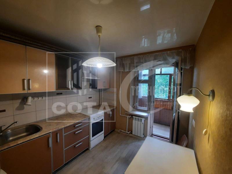 2-комн. квартира, 47 м², 3/9 этаж