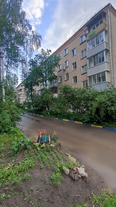 2-комн. квартира, 42 м², 3/5 этаж