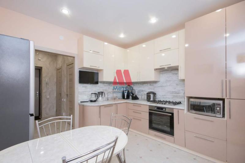 2-комн. квартира, 57.9 м², 1/3 этаж