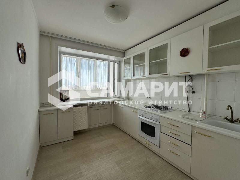 3-комн. квартира, 74 м², 4/5 этаж