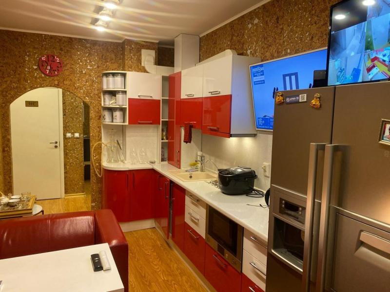 2-комн. квартира, 57.3 м², 1/25 этаж
