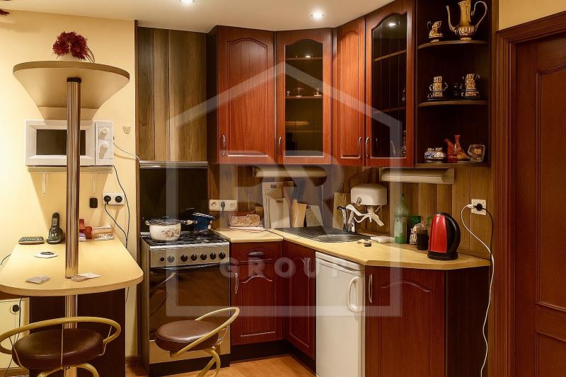 1-комн. квартира, 54 м², 1/5 этаж
