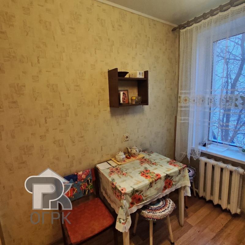 2-комн. квартира, 46 м², 5/5 этаж