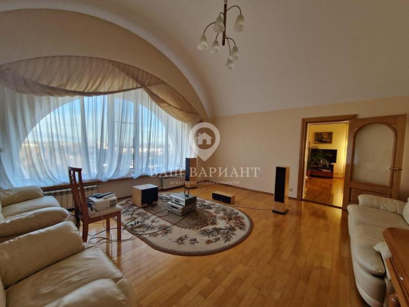6-комн. квартира, 250 м², 9/10 этаж