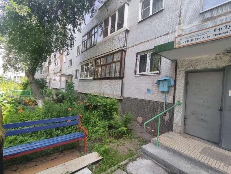 2-комн. квартира, 47 м², 1/5 этаж
