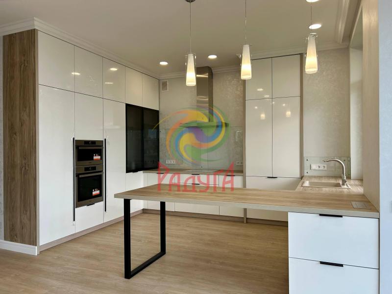 3-комн. квартира, 79.7 м², 6/7 этаж