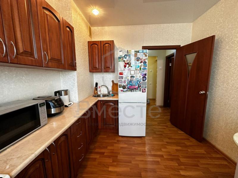 2-комн. квартира, 58 м², 8/10 этаж