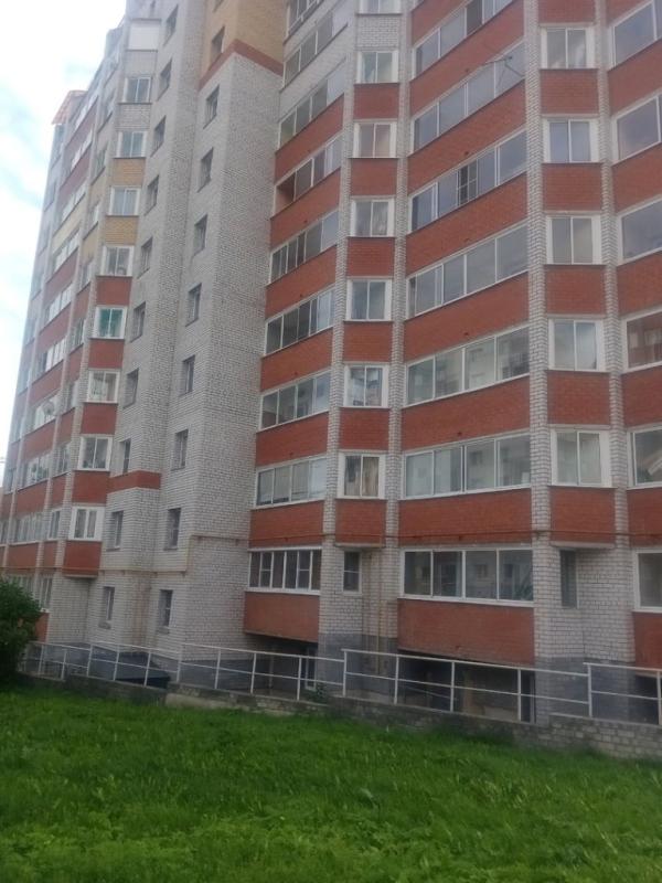 2-комн. квартира, 64 м², 5/10 этаж