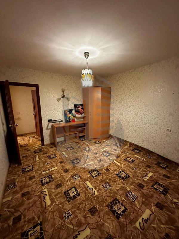 2-комн. квартира, 68 м², 11/16 этаж