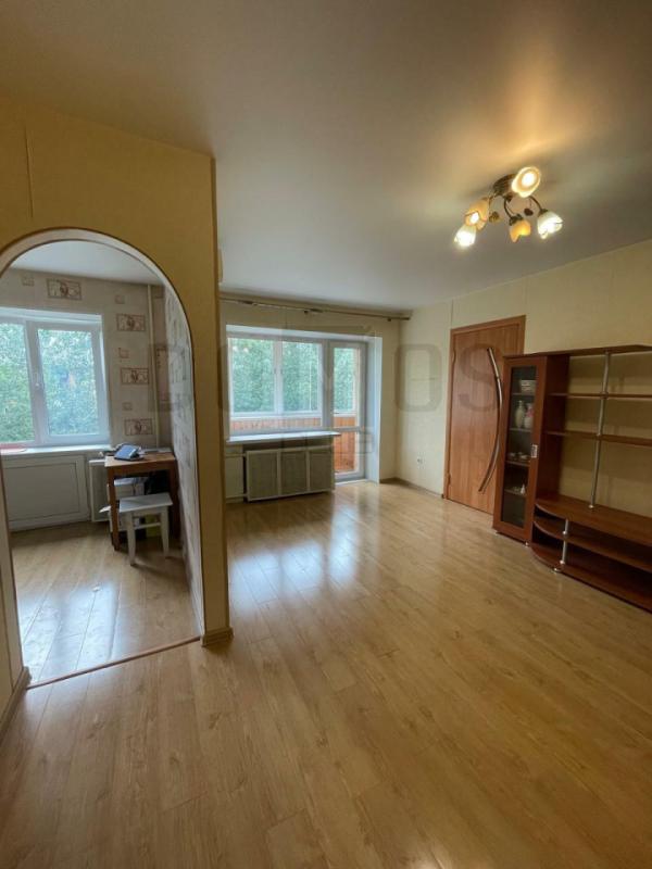 2-комн. квартира, 42 м², 5/5 этаж
