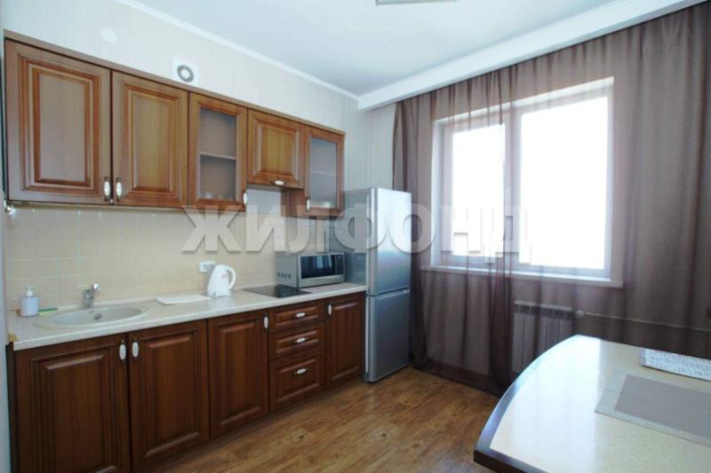 2-комн. квартира, 57.7 м², 16/17 этаж