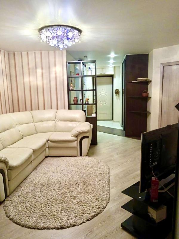 2-комн. квартира, 70.6 м², 6/15 этаж