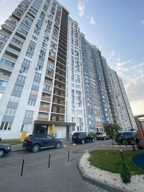 2-комн. квартира, 55 м², 10/25 этаж