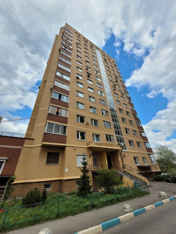 2-комн. квартира, 65.8 м², 4/15 этаж