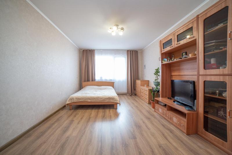 2-комн. квартира, 67.6 м², 14/16 этаж
