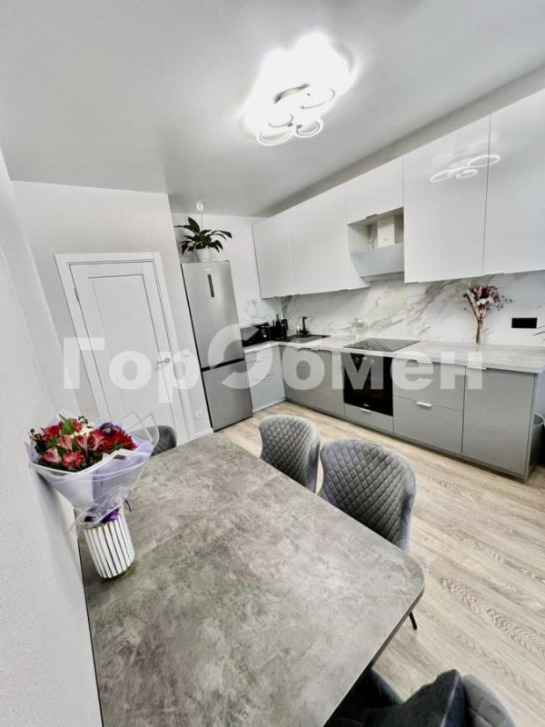 3-комн. квартира, 56.1 м², 13/17 этаж