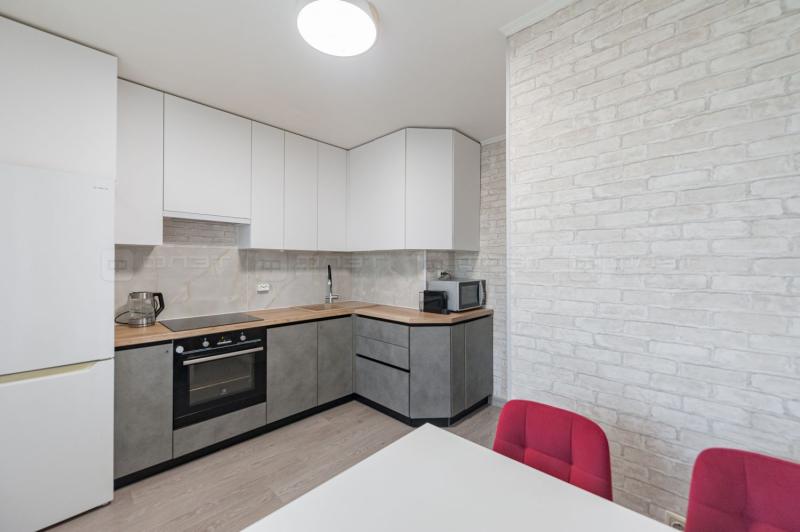 2-комн. квартира, 64.7 м², 11/16 этаж