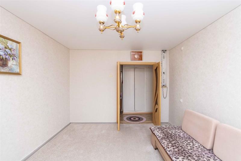 2-комн. квартира, 48 м², 1/5 этаж