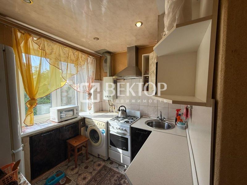 2-комн. квартира, 44 м², 5/5 этаж