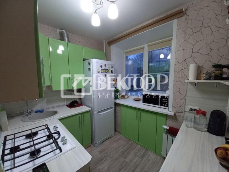 2-комн. квартира, 50 м², 2/5 этаж