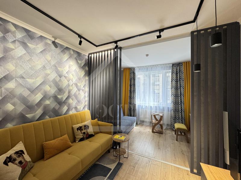 2-комн. квартира, 57 м², 3/14 этаж
