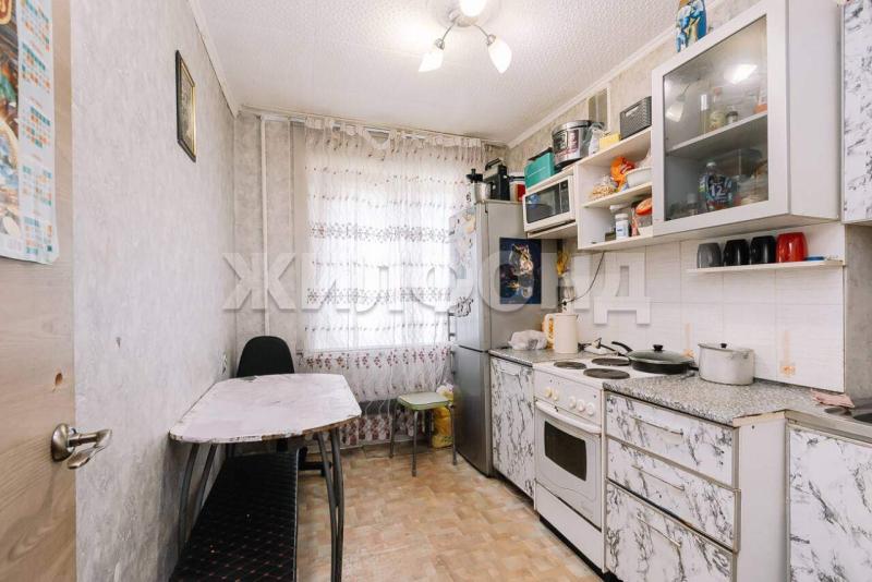 2-комн. квартира, 42.9 м², 1/9 этаж