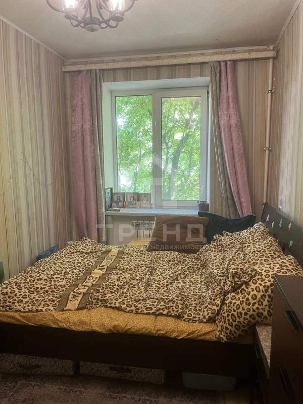 2-комн. квартира, 42 м², 3/5 этаж