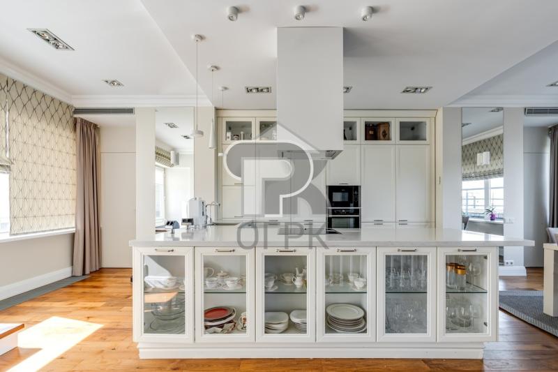 4-комн. квартира, 230 м², 24/24 этаж